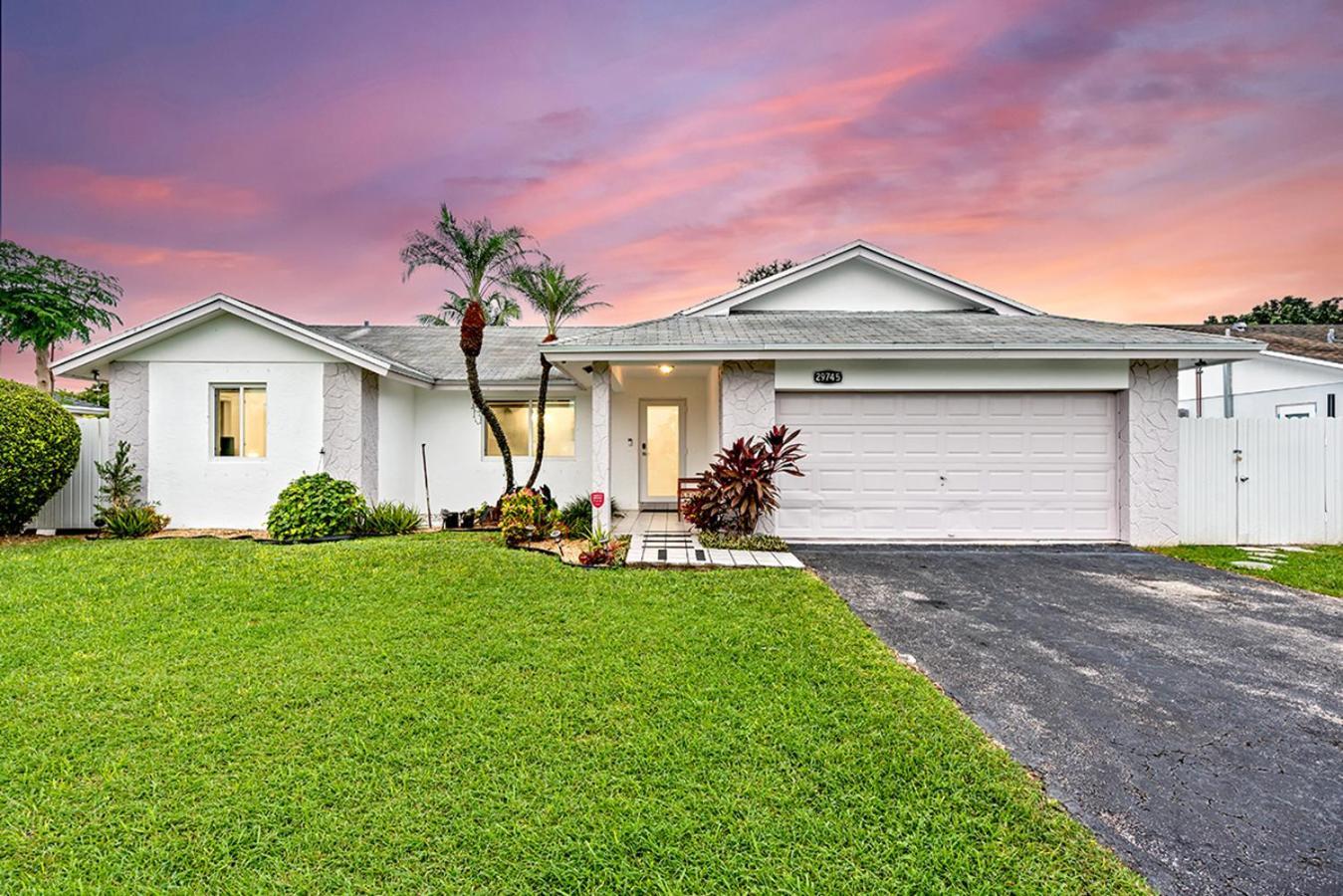 Bright Villa, Heated Pool, 2 Kings, By Everglades, Biscayne & Keys Хоумстед Екстериор снимка